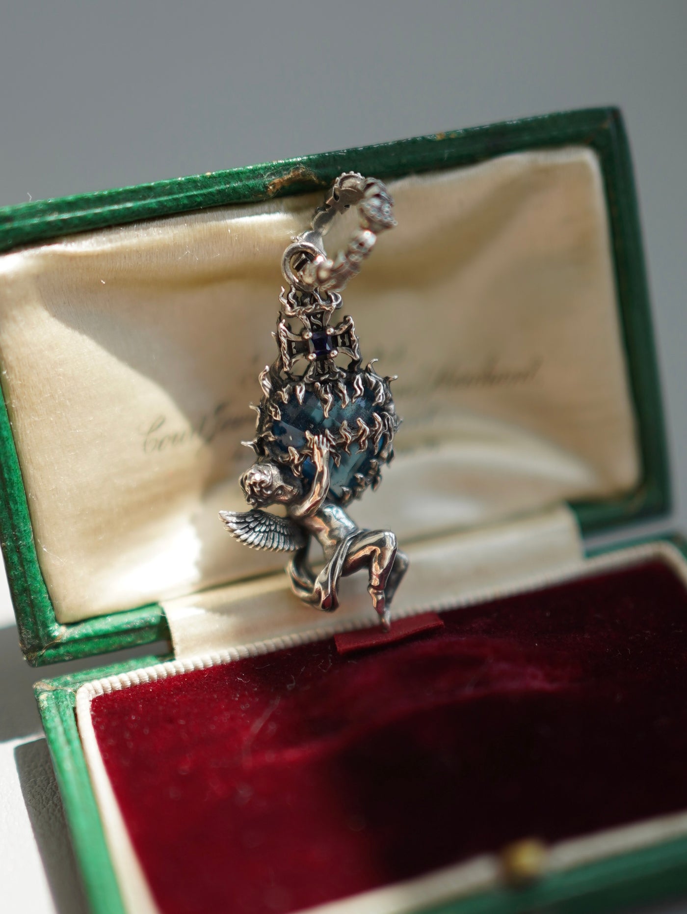 SHUI Heart of Fire Infinite Loop Planet Angel Vintage Pendant