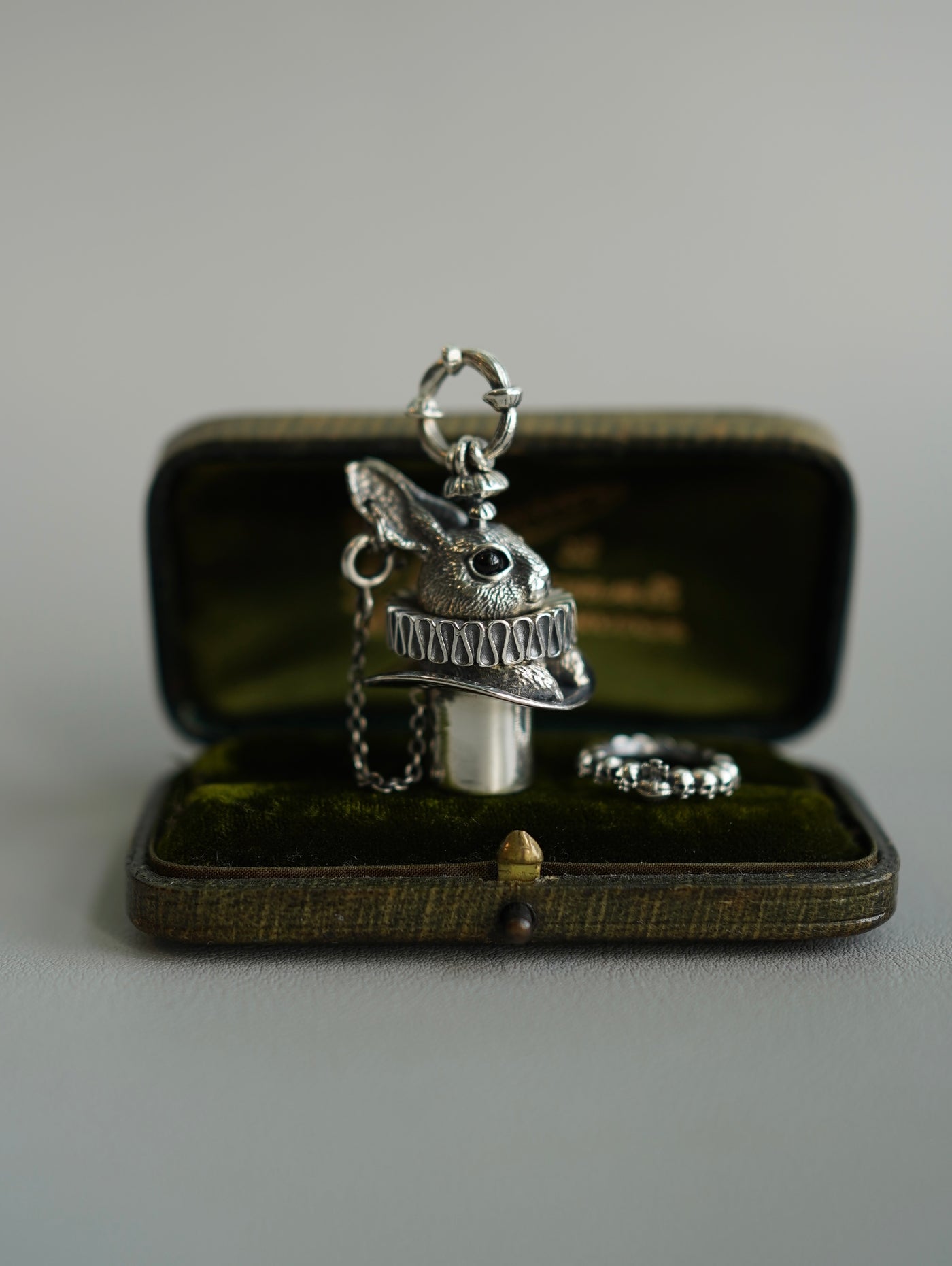 SHUI  Circus Rabbit Pendant