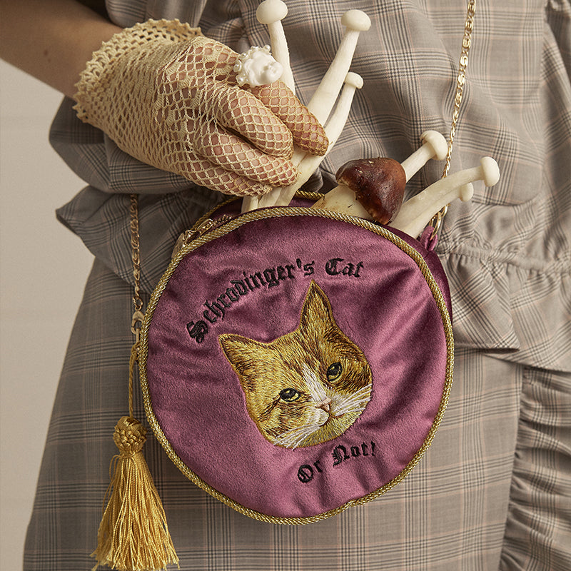 Unlogical Poem kitty Embroidery Circle Bag